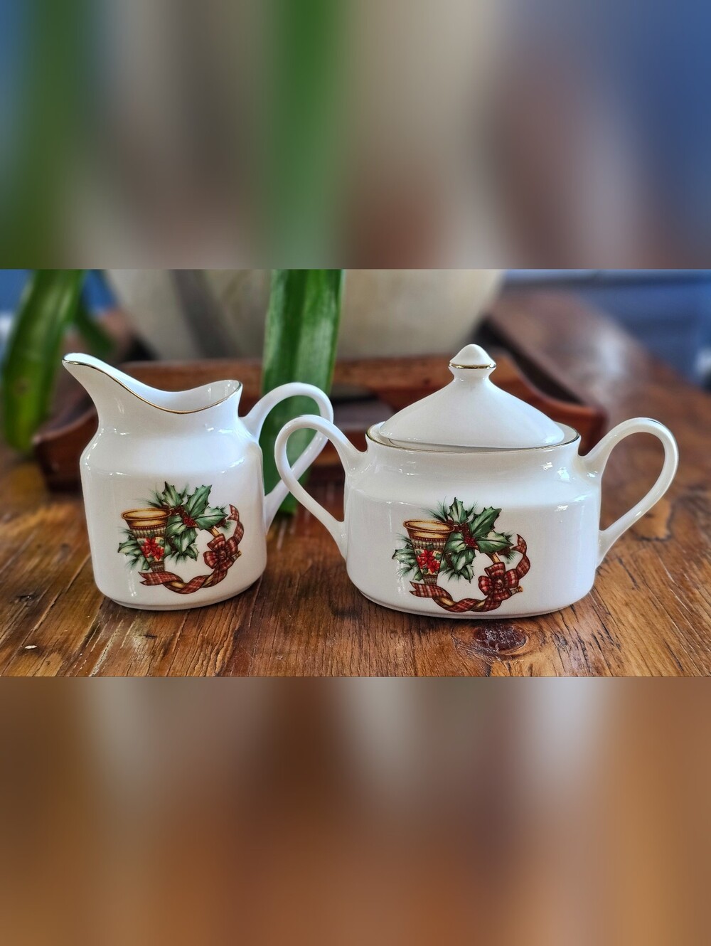 Vintage Sonata Noel lidded porcelain sugar bowl and creamer set
